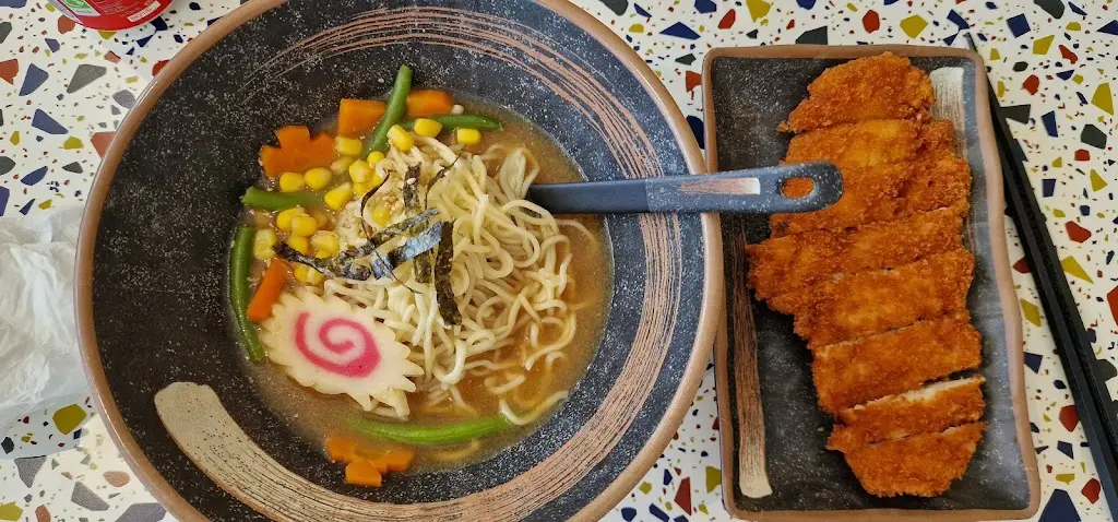 Jamie Cooksey_Yum Yum Tree_Penparcau_review