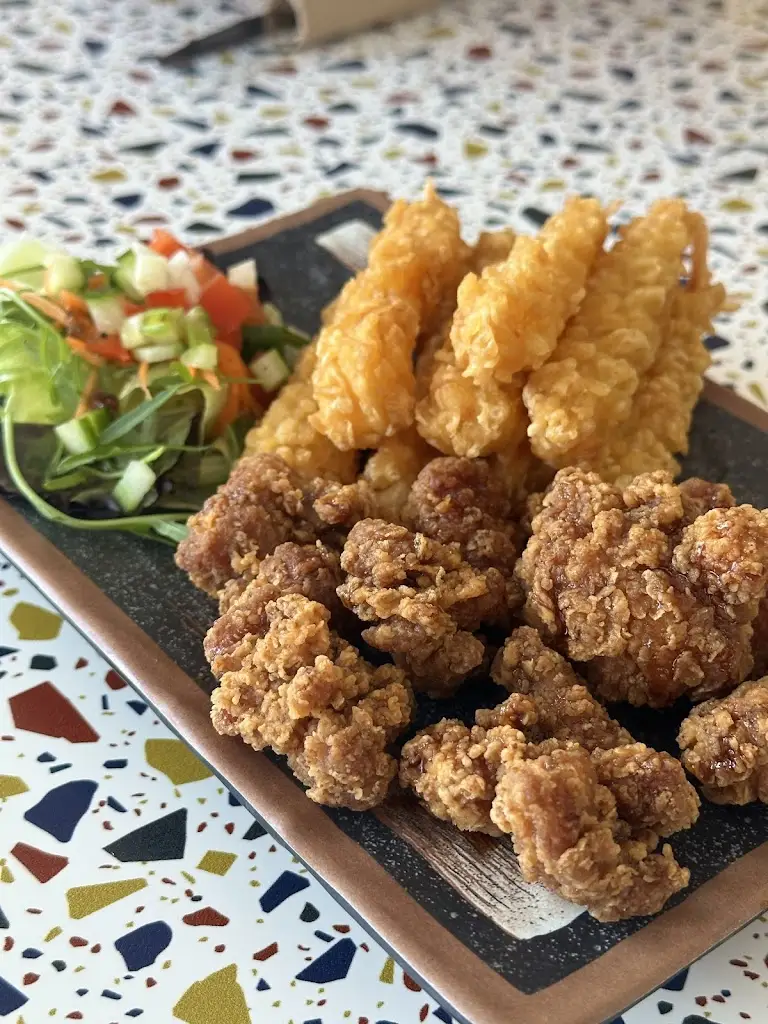 Jaya Teresa Lira Gallego_Yum Yum Tree_Penparcau_review