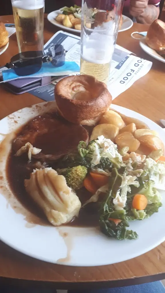 Menu_White Horse_Penparcau_image_6