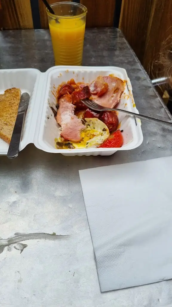 Menu_Little Devil's Café_Penparcau_imagen_6