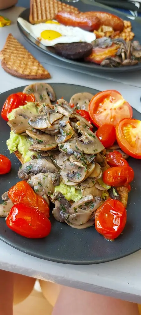 Menu_Little Devil's Café_Penparcau_imagen_8