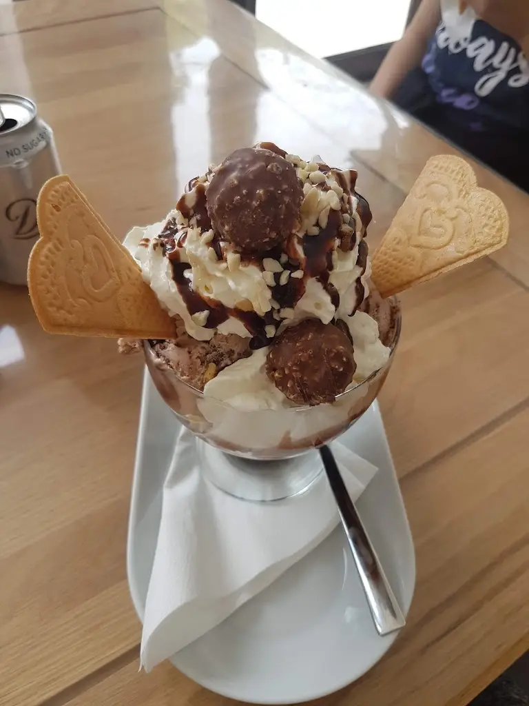 Menu_Scoop's & Smiles_Rhondda_immagine_6