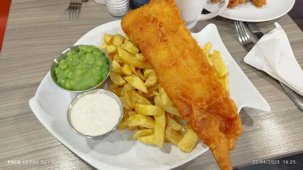 The Crispy Cod_Rhondda_slider_image_2