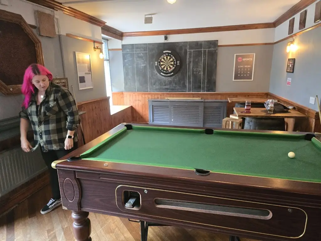 Dean Morgan_Glamorgan Bar & Grill_Rhondda_review