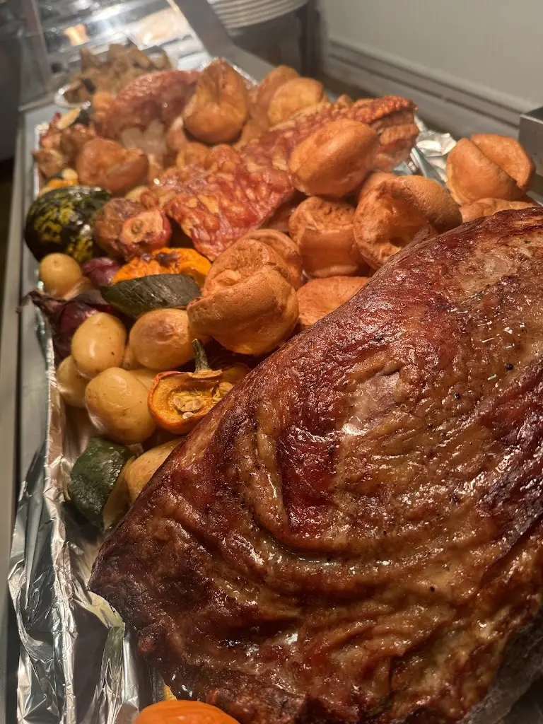 Menu_PAR 70_Rhondda_image_3