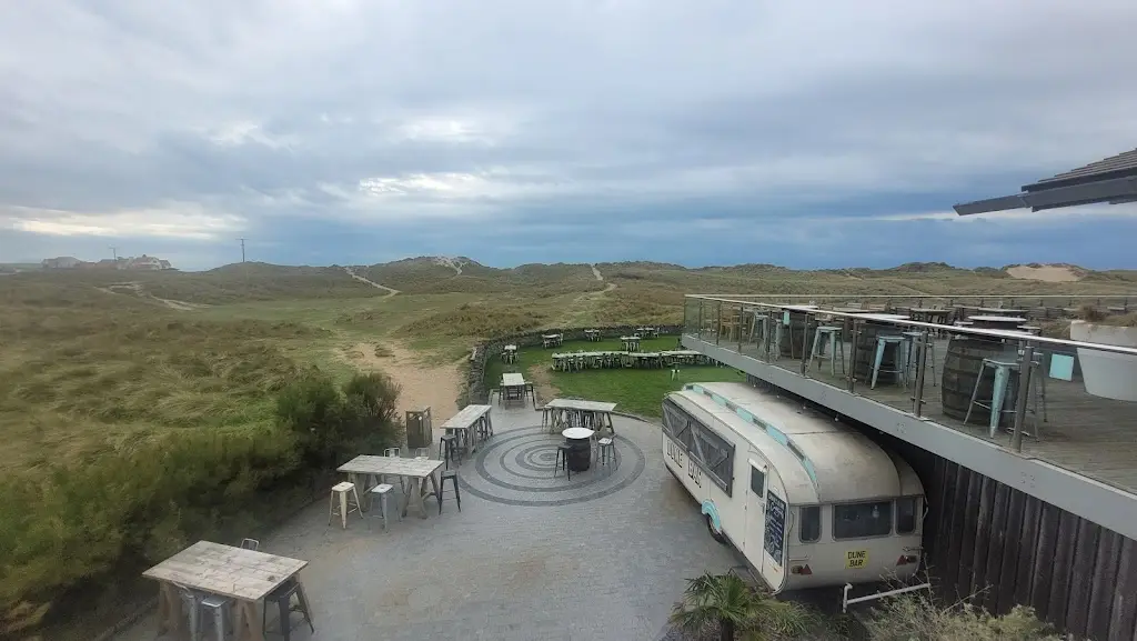 Mikey T_Oyster Catcher_Rhosneigr_review