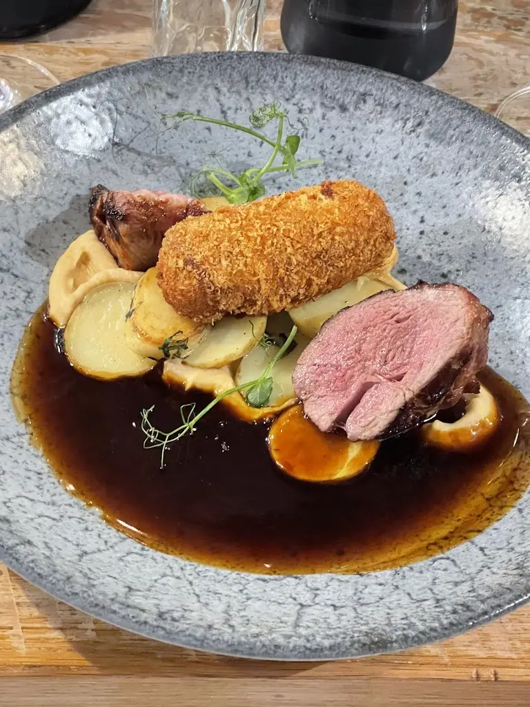 Olivia Billington_Sandy Mount House_Rhosneigr_review