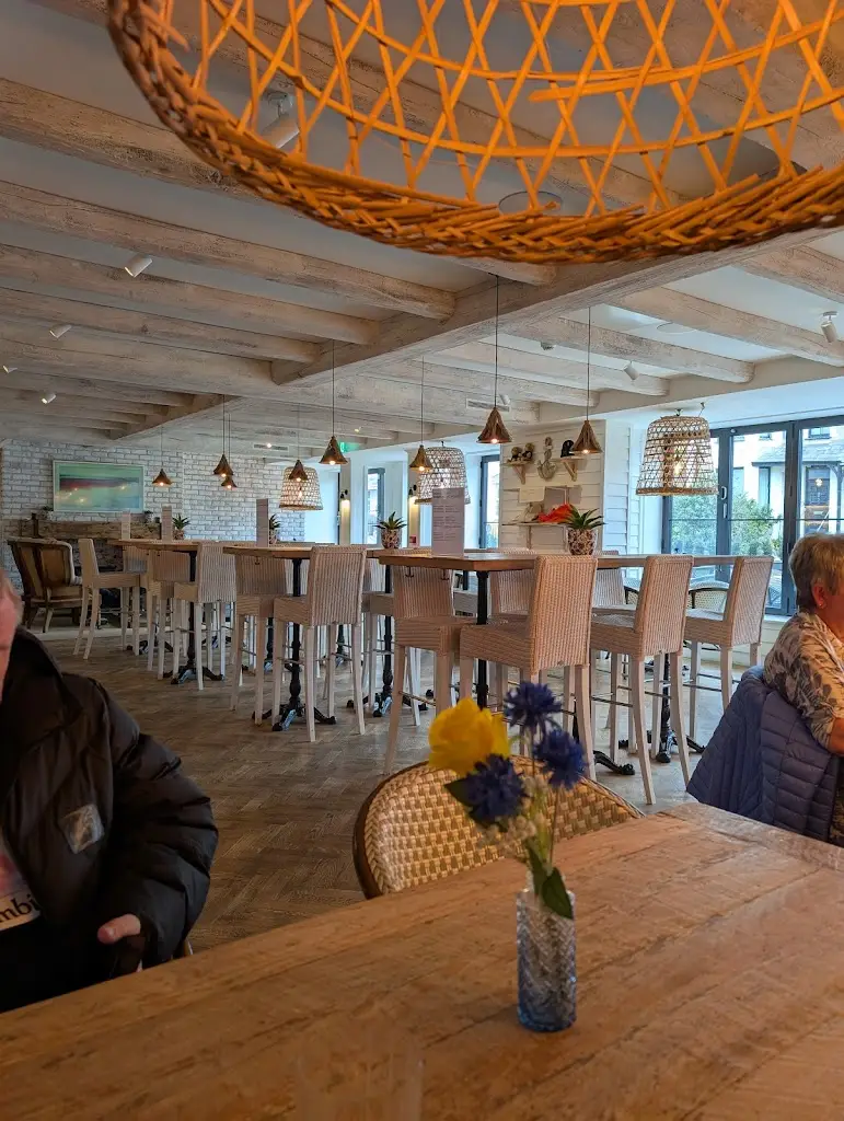 Sandy Mount House_Rhosneigr_slider_image_2