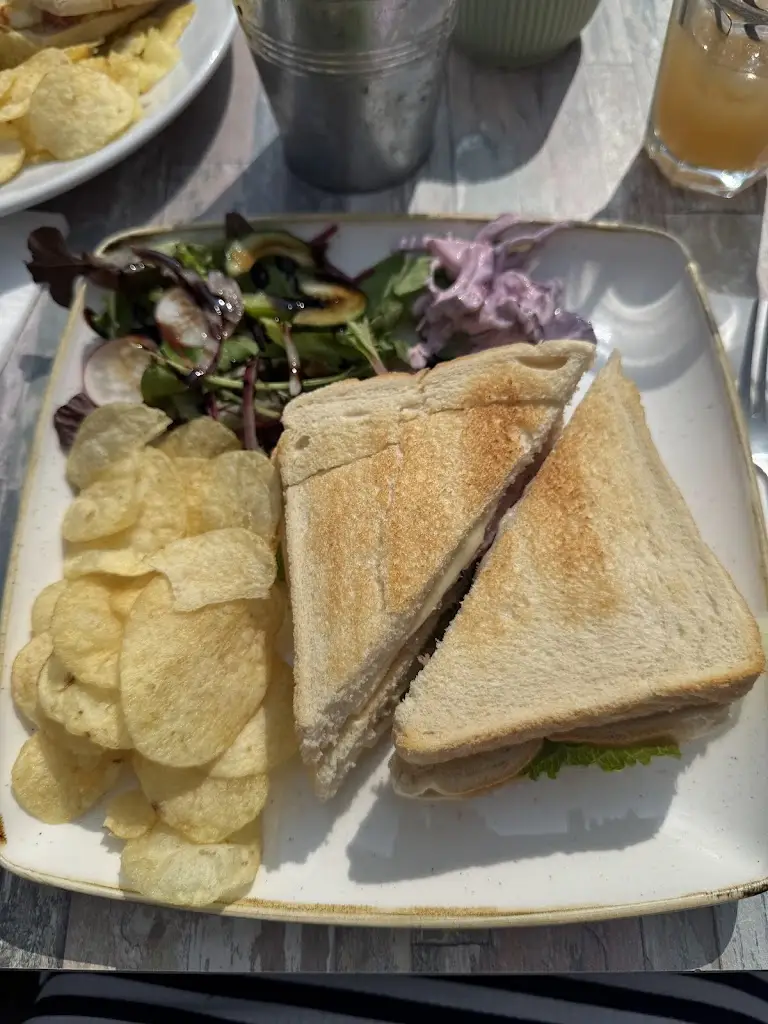 Louise C_Mojo's Rhosneigr_Rhosneigr_review