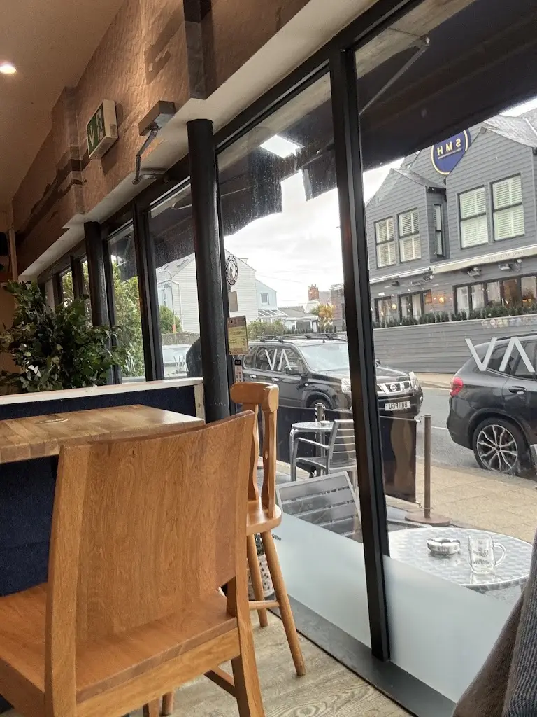 Louise C_Starvation Bar_Rhosneigr_review