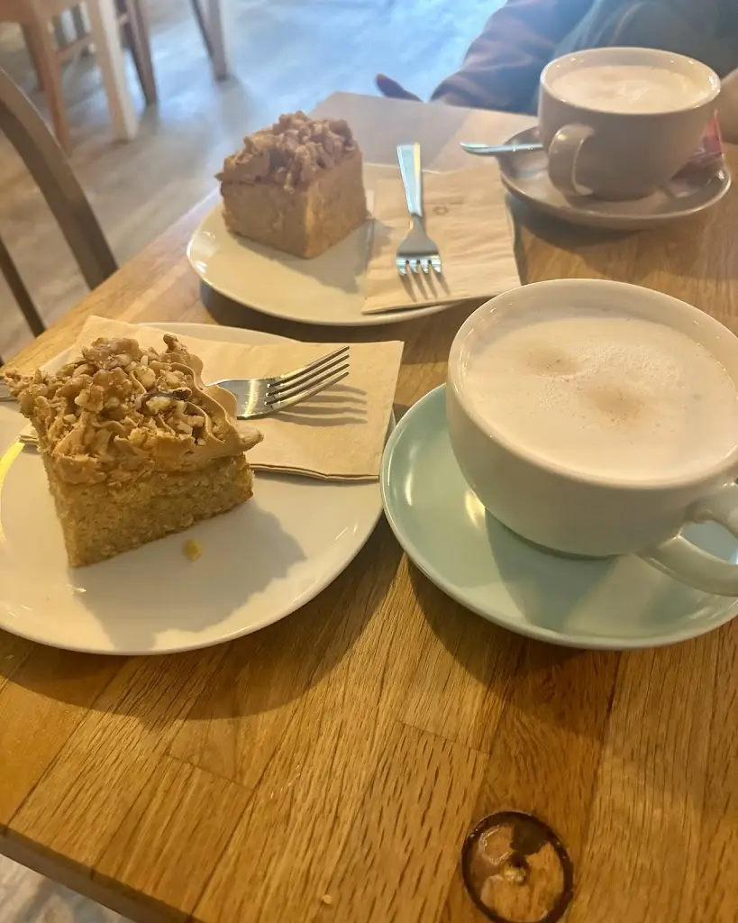 Angela Baines_Starvation Bar_Rhosneigr_review