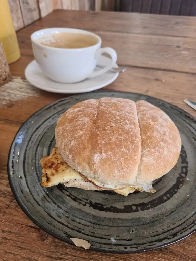 Mule_The Surf Cafe_Rhosneigr_review