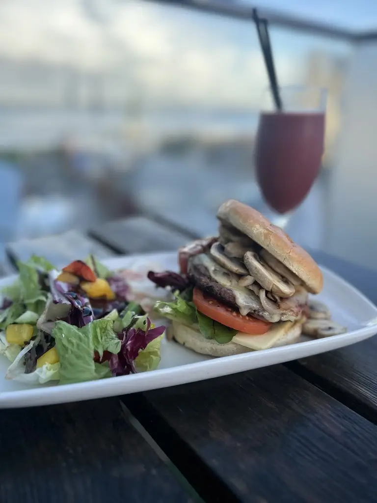 The Surf Cafe_Rhosneigr_slider_image_3