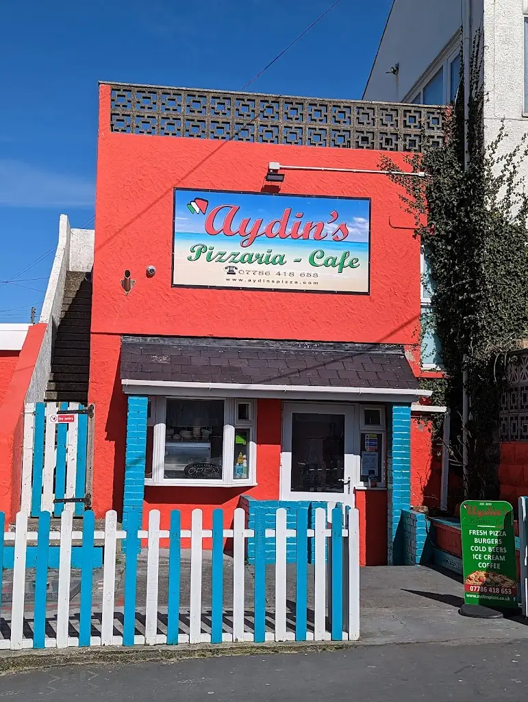 Aydin's pizza restaurant in Rhosneigr