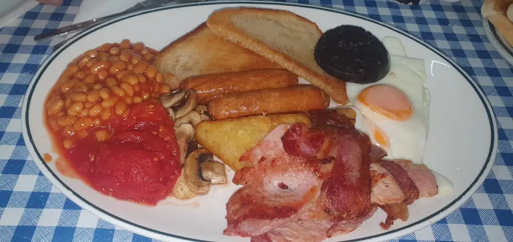 Julian Seager_Whistlestop Cafe_Rhuddlan_review