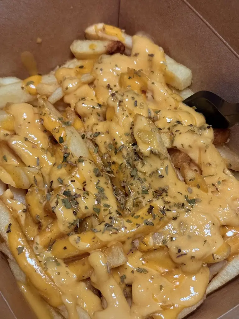 Ahnaful A_Brgr & Shakes | Rhuddlan_Rhuddlan_review