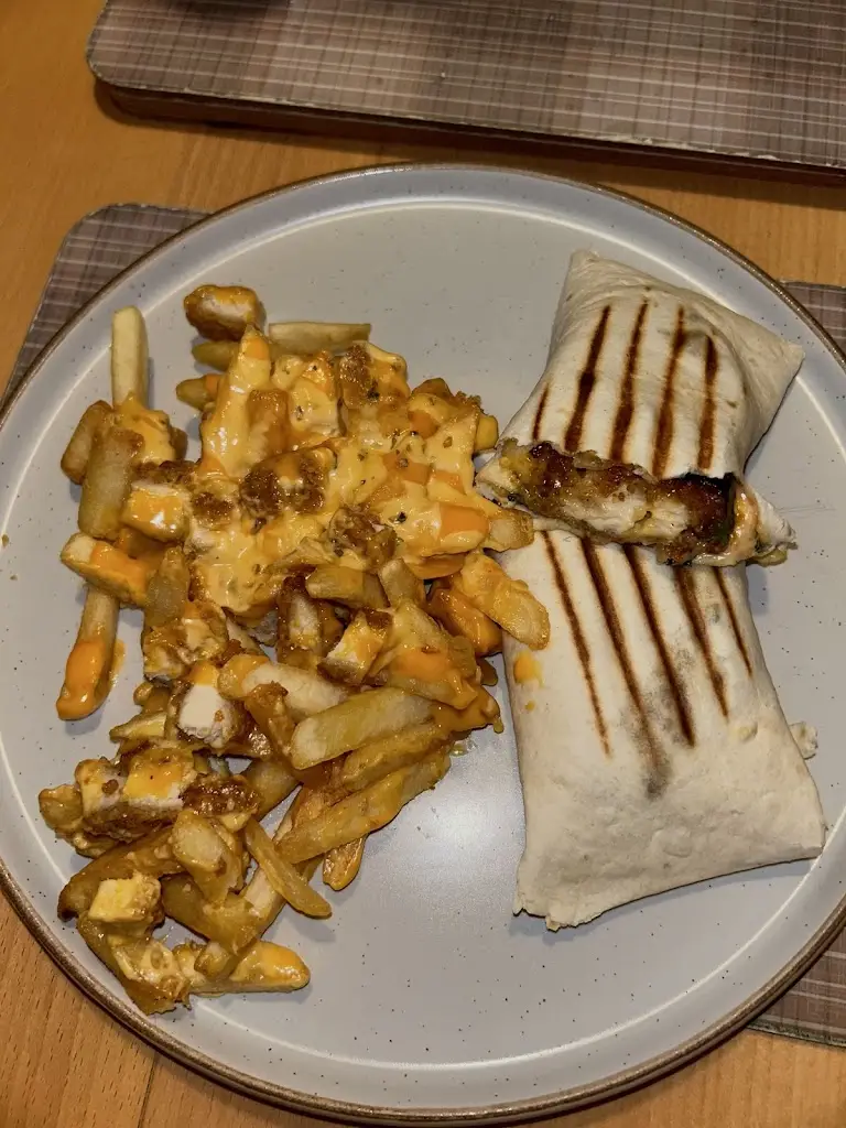 Courtney Reeves_Brgr & Shakes | Rhuddlan_Rhuddlan_review