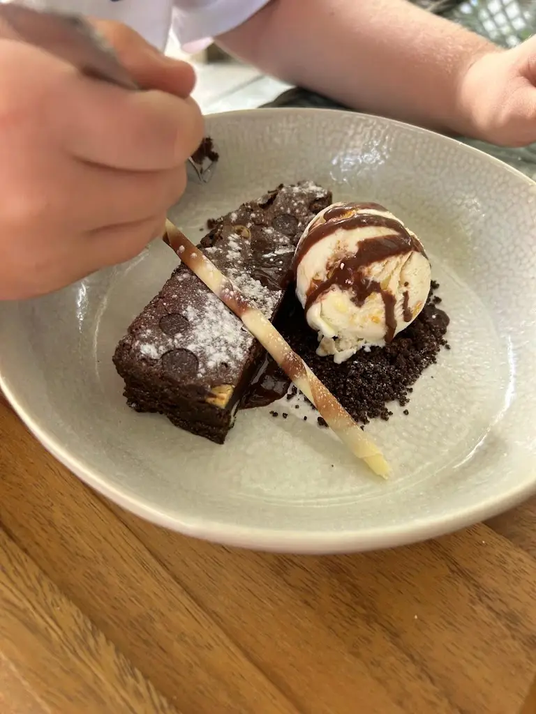 Menu_Waggon and Horses_Sir Powys_image_6