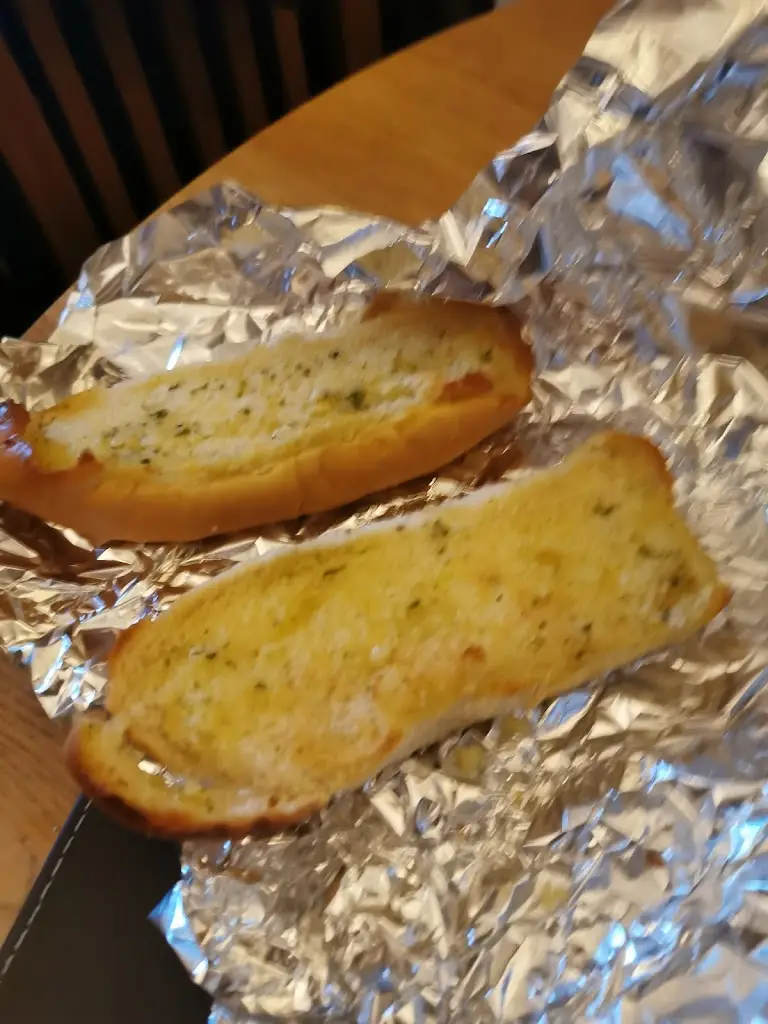 Christopher Winslow_Tony's_Tal-y-bont_review