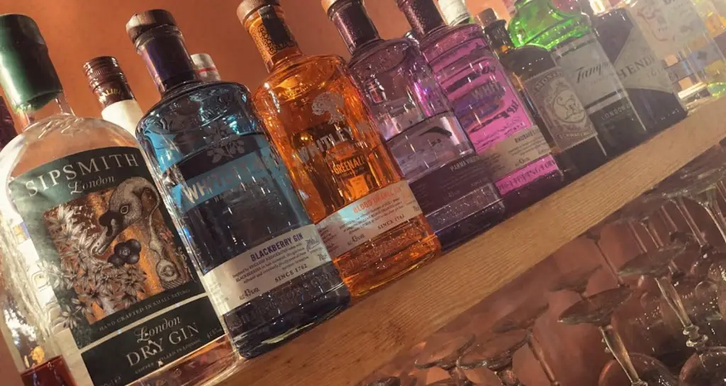 The Black Lion Bar_Saint Clears_slider_image_3