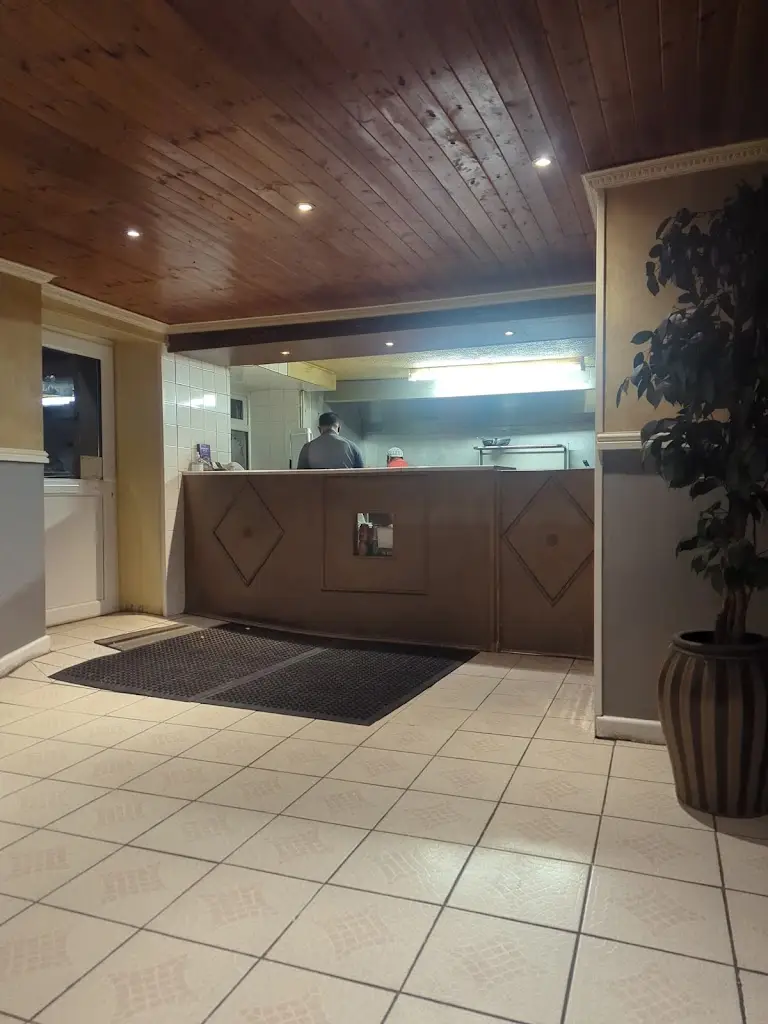 Bombay Spice_Saint Clears_slider_image_3