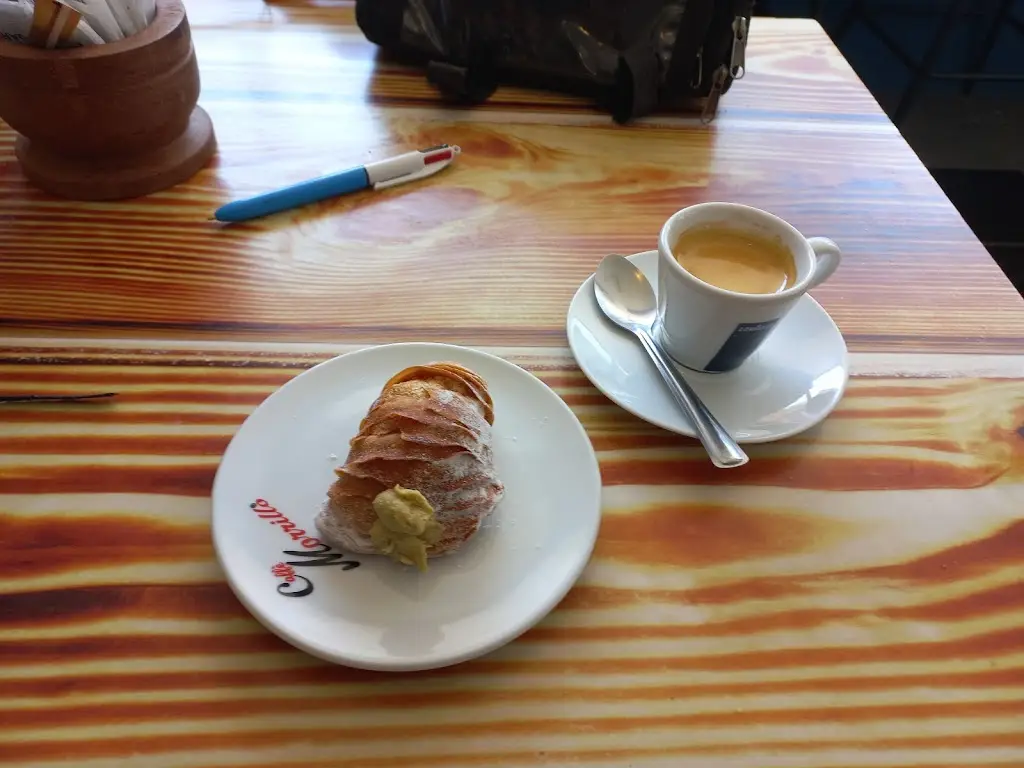 edward carins_Nonna's_Saint Clears_review