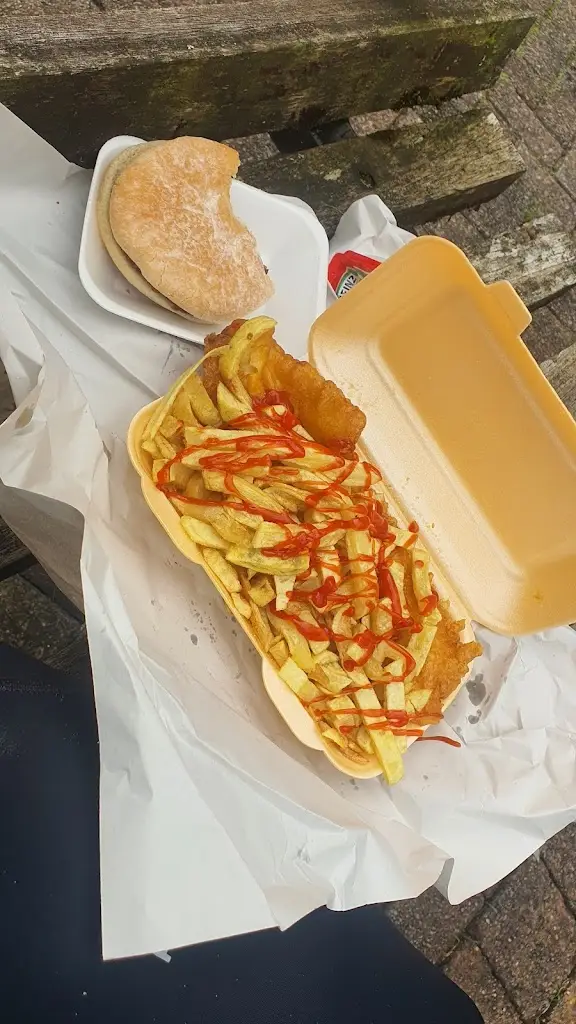 Menu_Neil's Fish & Chips_Saint Clears_image_9