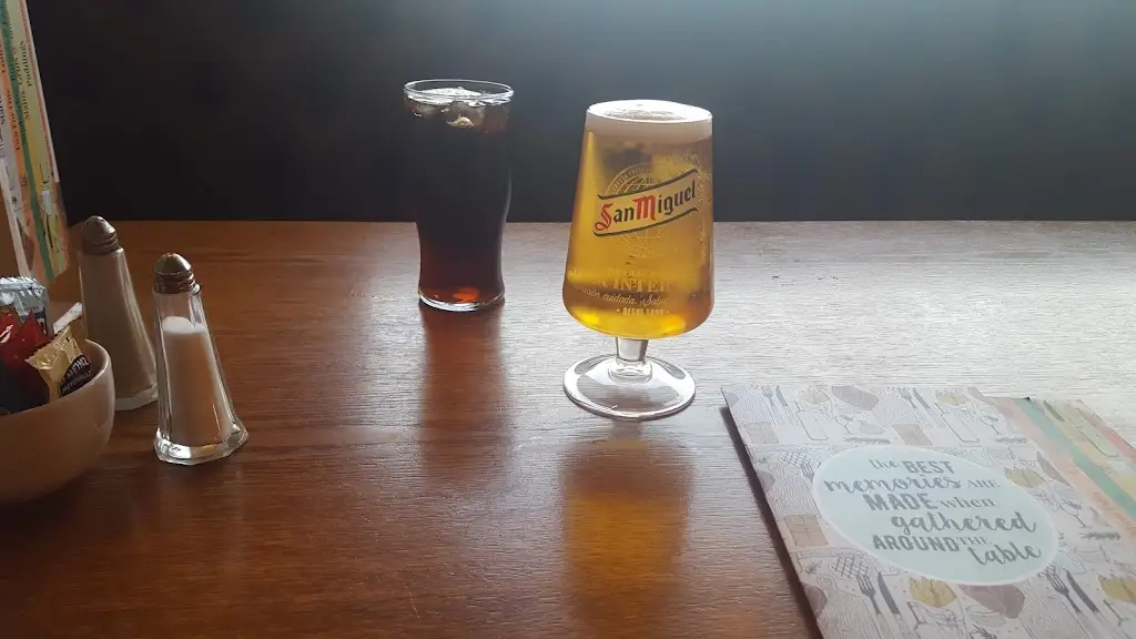 Menu_Ffordd Derwen_Rhyl_image_9