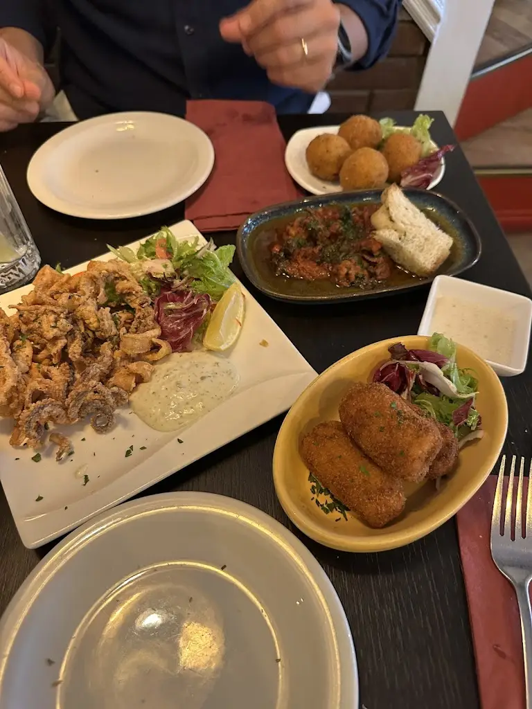 Martina Navarra_Tziganos - Italian & Spanish Restaurant_Blackheath_review