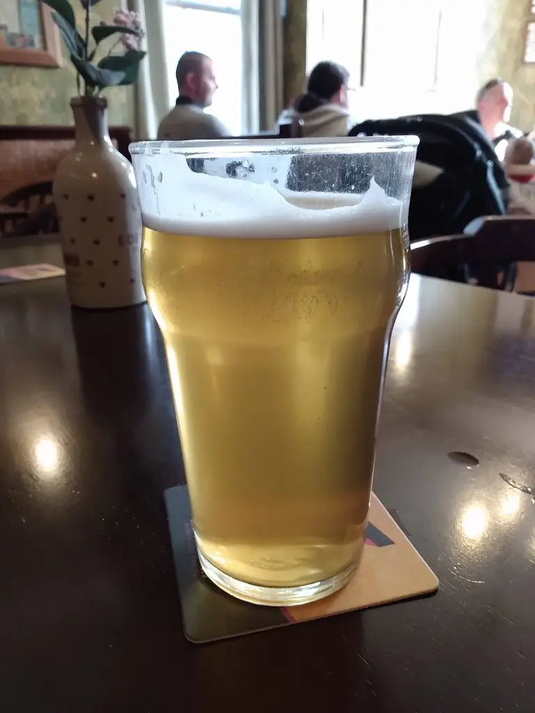 PJ Hughes_The Cob & Pen_Rhyl_review