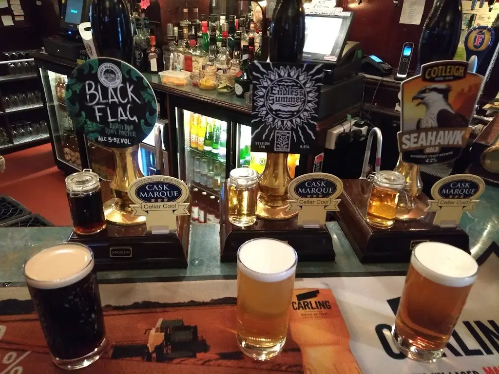 Paul Evans_The Cob & Pen_Rhyl_review