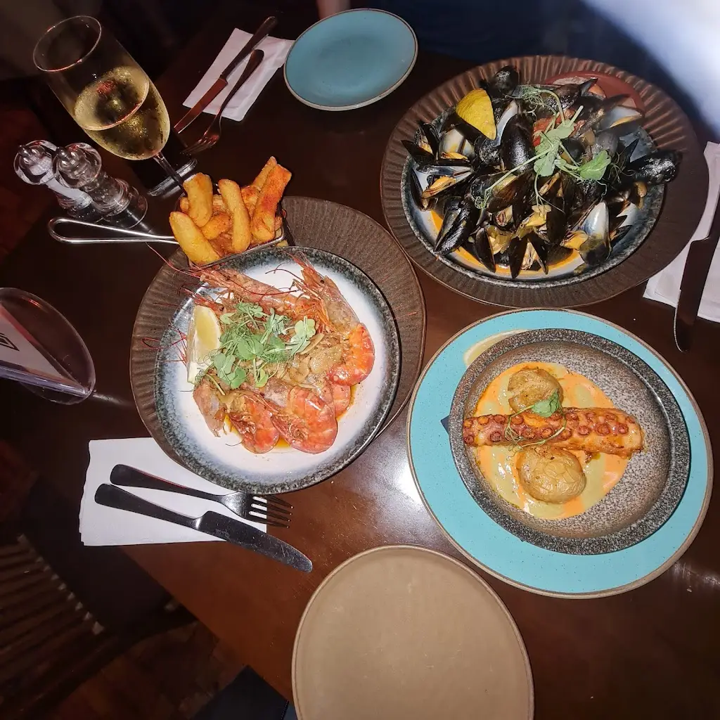 Menu_El Pescador Restaurant & Bar_Swansea_image_7