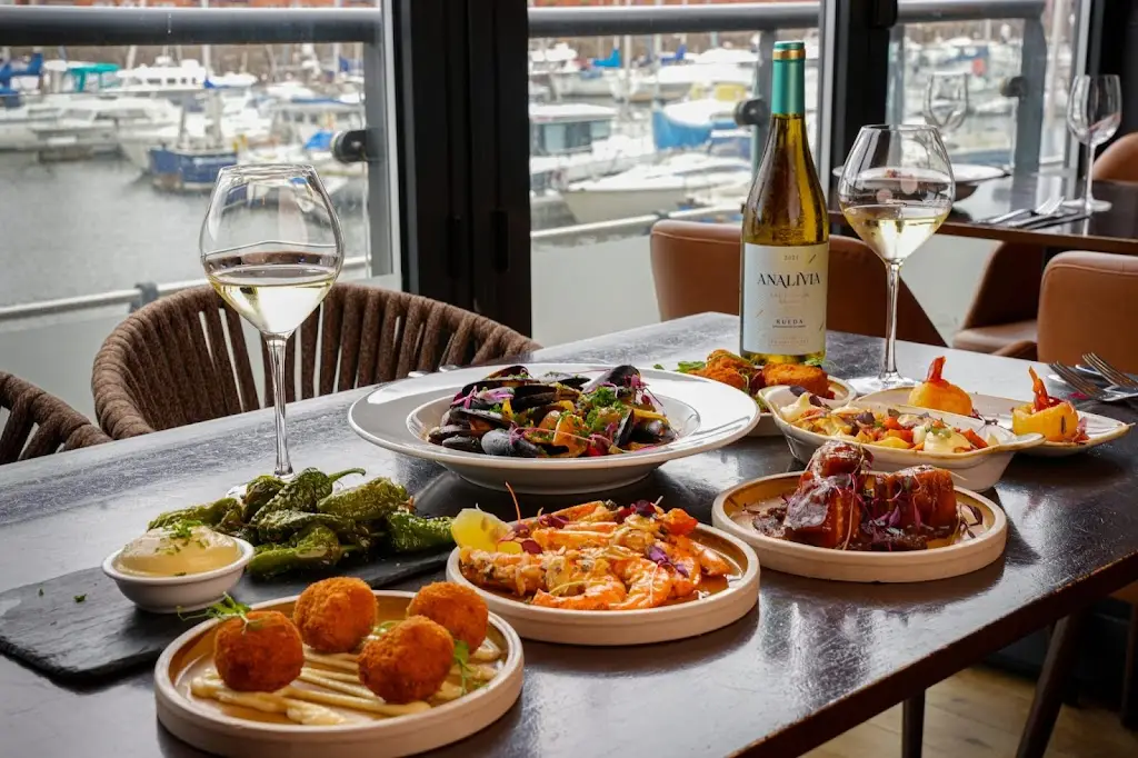 El Pescador Restaurant & Bar_Swansea_slider_image_3