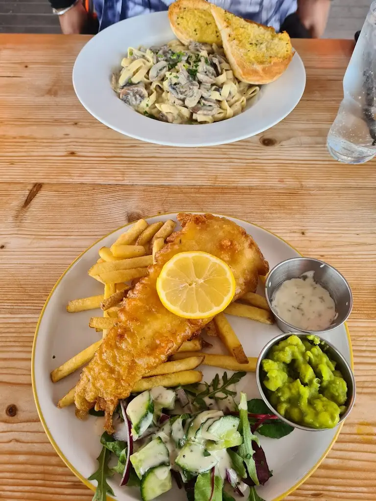 Menu_Salt Seaview Bar & Grill_Steynton_image_7