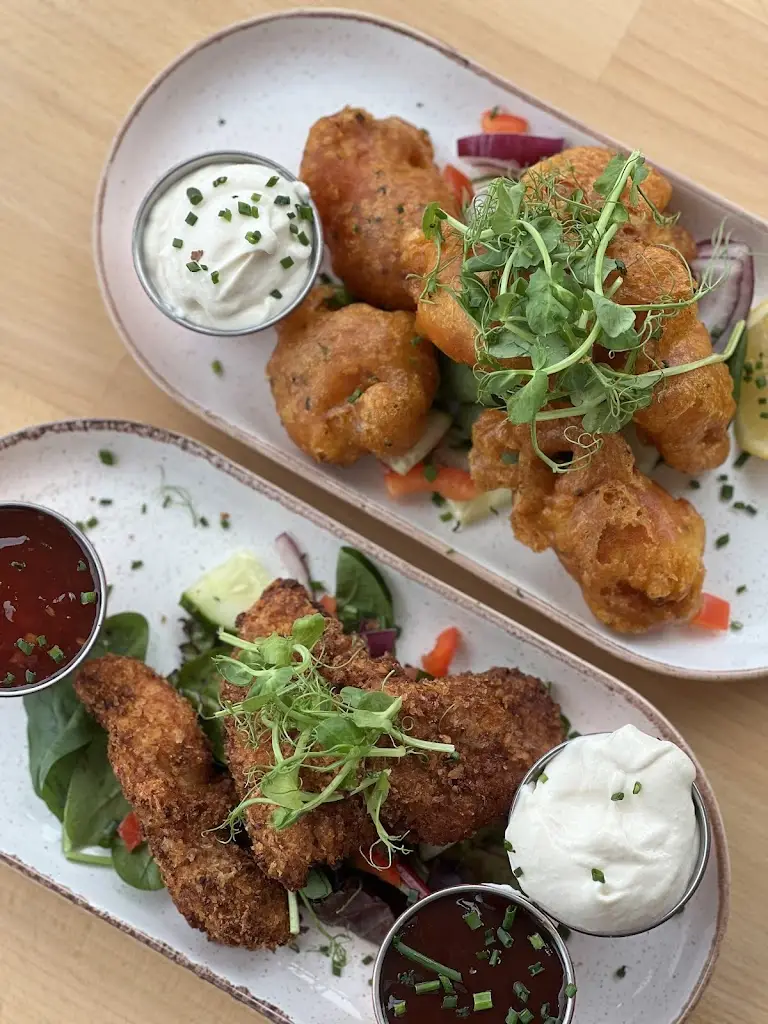 Salt Seaview Bar & Grill_Steynton_slider_image_3