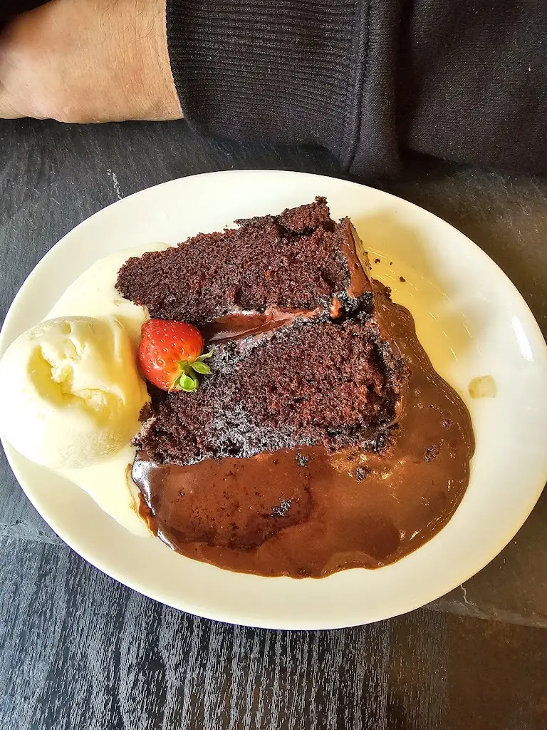 The Three Crowns_Steynton_slider_image_2