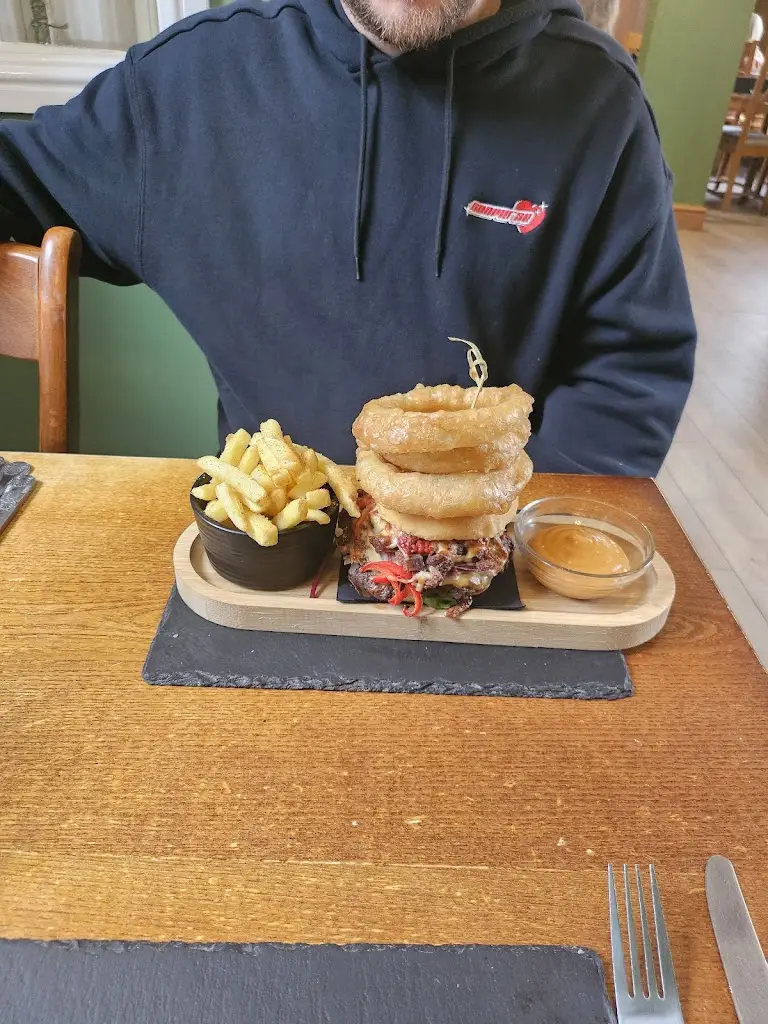 Emma Hodgson_Coultons bar & grill @ The Trefnant_Trefnant_review