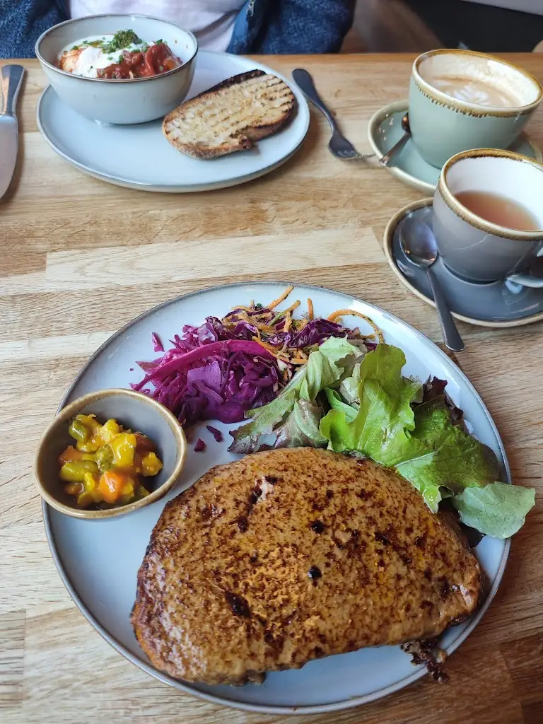 Richard Hudson_Trigg's at The Mill_Talgarth_recensione