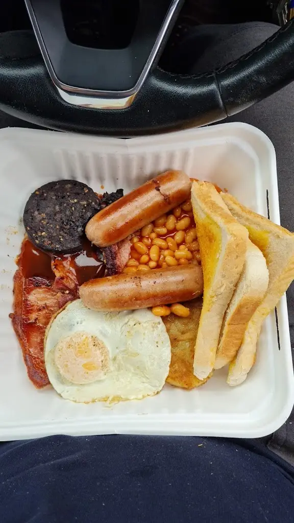 Snack Attack restaurant in Tycroes