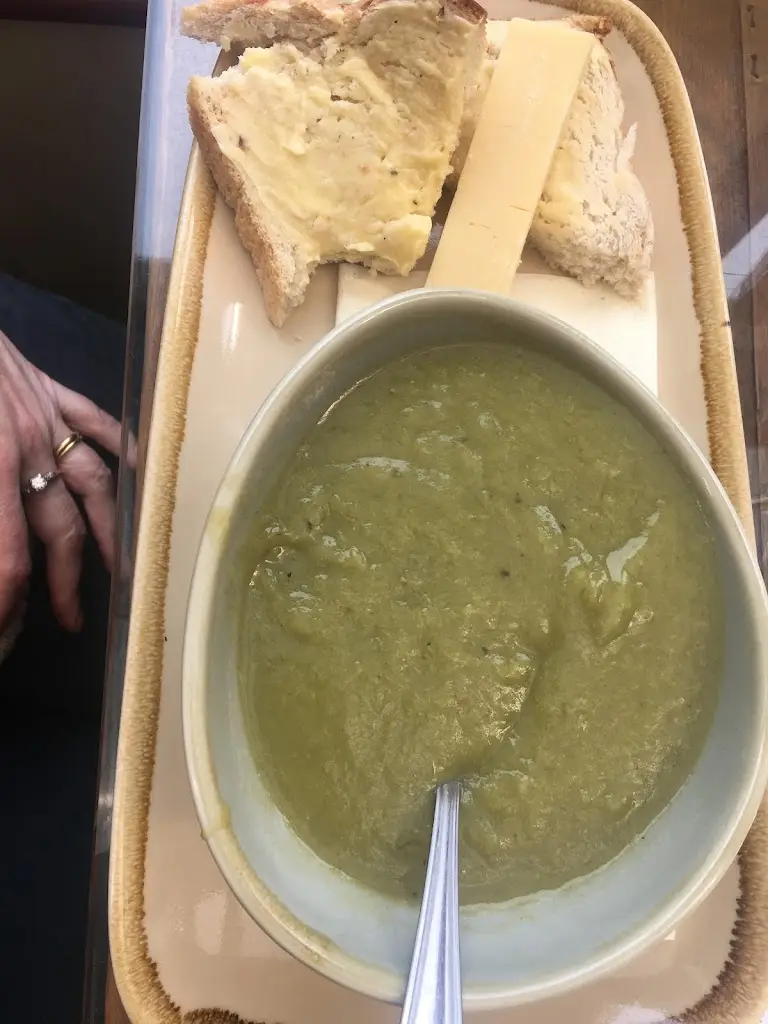 Griff Hayward_Riverbank Cafe and Farm Shop_Tregaron_review