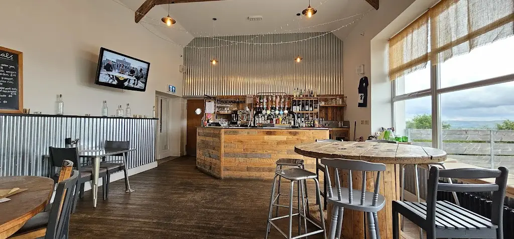 Holdens Steakhouse_Tregaron_slider_image_1