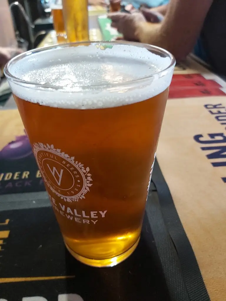 Menu_Three Horseshoe Inn_Tregaron_image_8