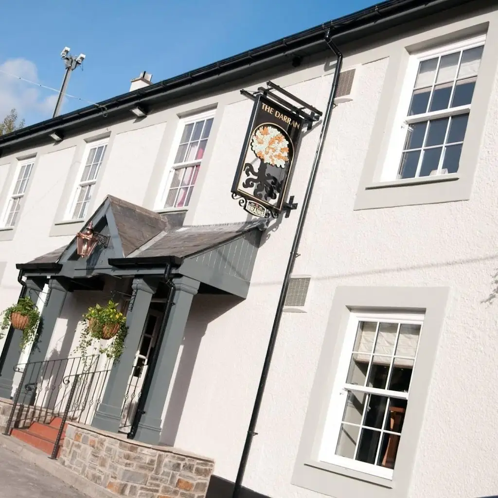 Darran_Risca_slider_image_3