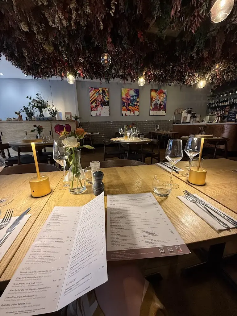 Lauren Harris_The Blackheath House_Blackheath_review