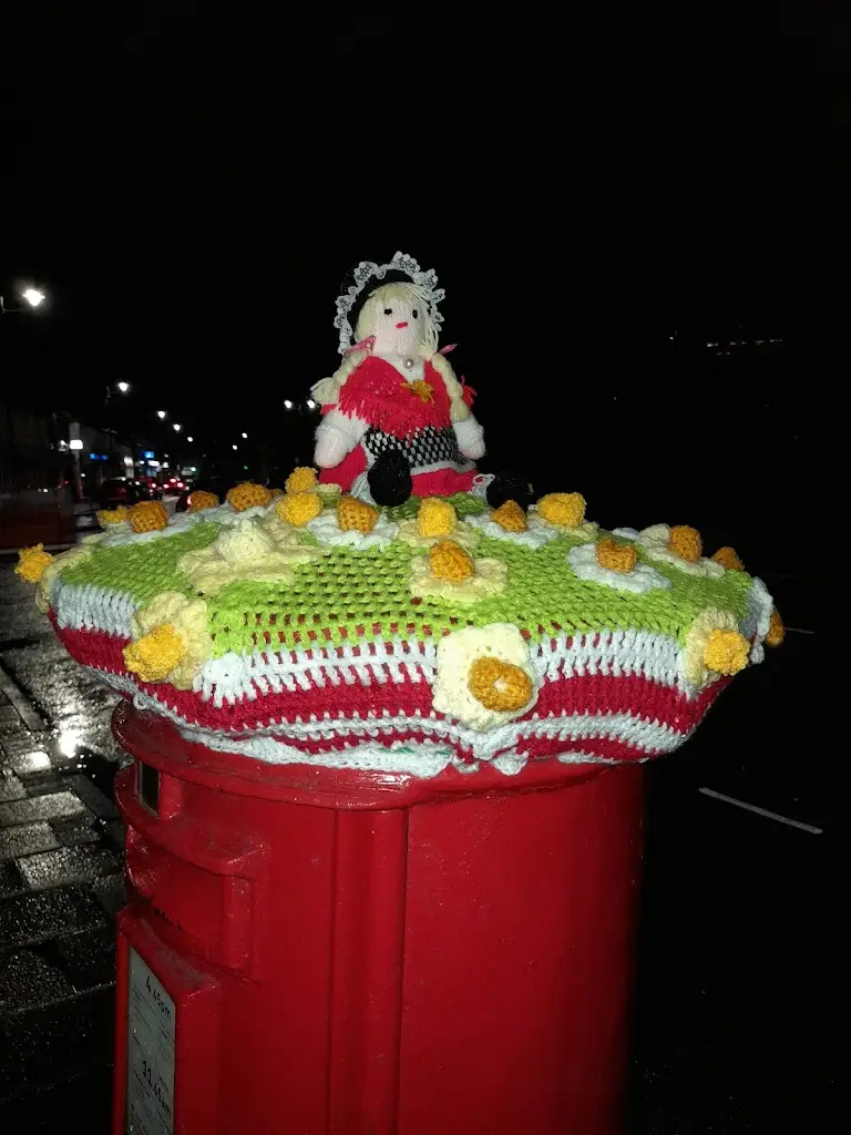 Risca Fish Bar restaurant in Risca