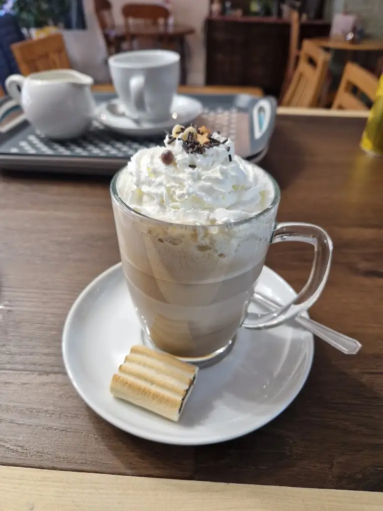 Cuckoo Café_Risca_slider_image_2