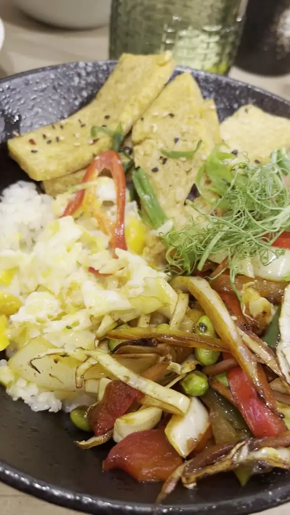 Umi_Tenby_slider_image_2