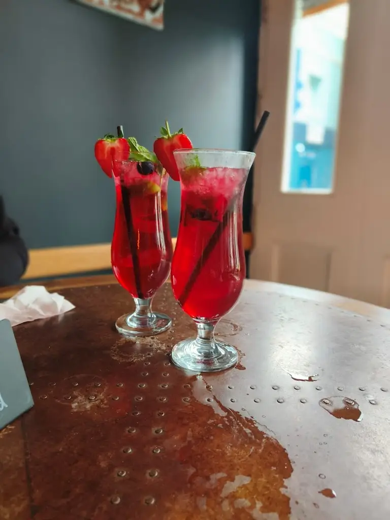 Michelle Thomas_The Cove, Tenby_Tenby_recensione