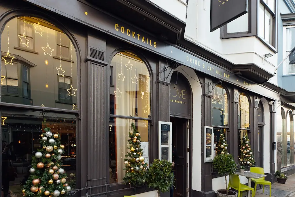 The Cove, Tenby_Tenby_slider_image_1