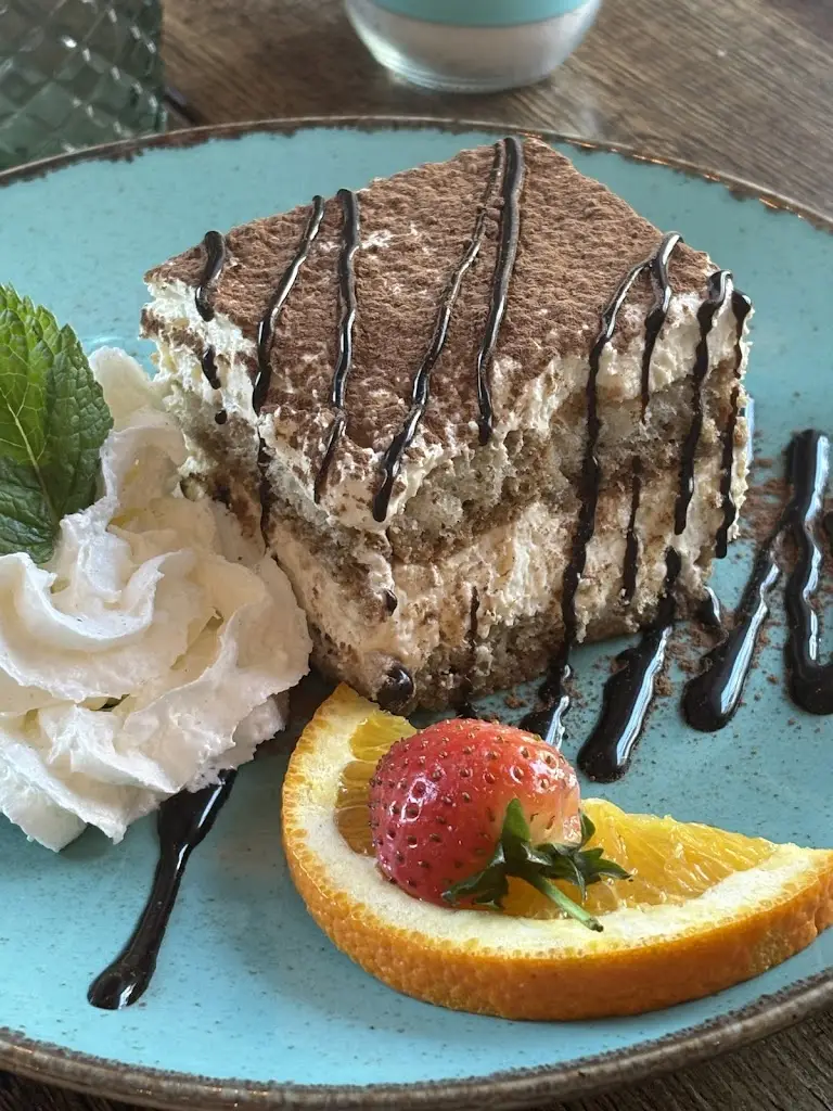 Maddy Stanton-Wales_Florentino's_Tenby_review